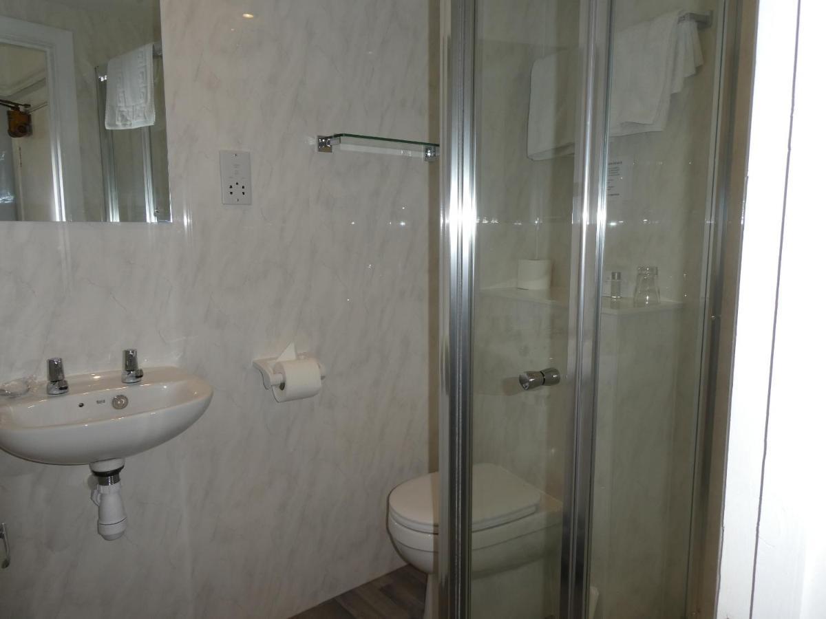 Bayliss Hall Guesthouse ويموث المظهر الخارجي الصورة